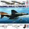 Tamiya 60306 McDonnel Douglas F-4J Phantom II